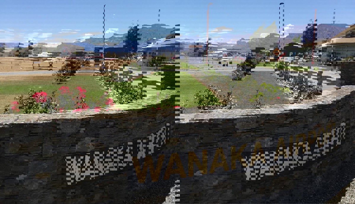 Wanaka Airport Cropped Web